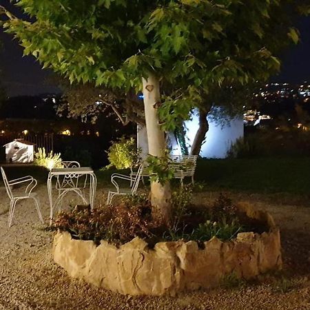 Uliwood Hotel Калтанисета Екстериор снимка