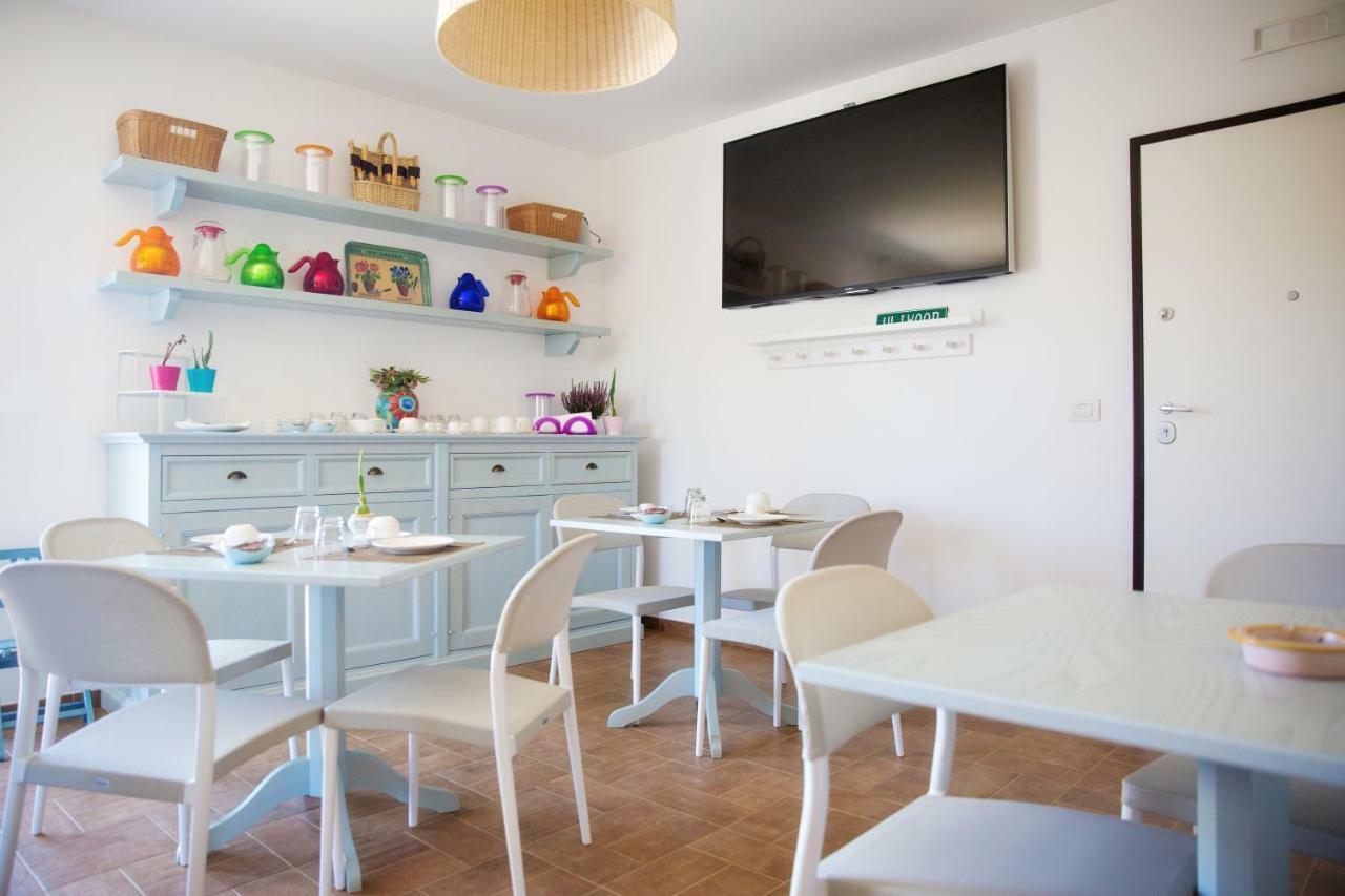 Uliwood Hotel Калтанисета Екстериор снимка